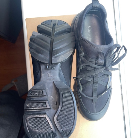 DIOR - D-Connect Sneaker - Picture 8 of 8